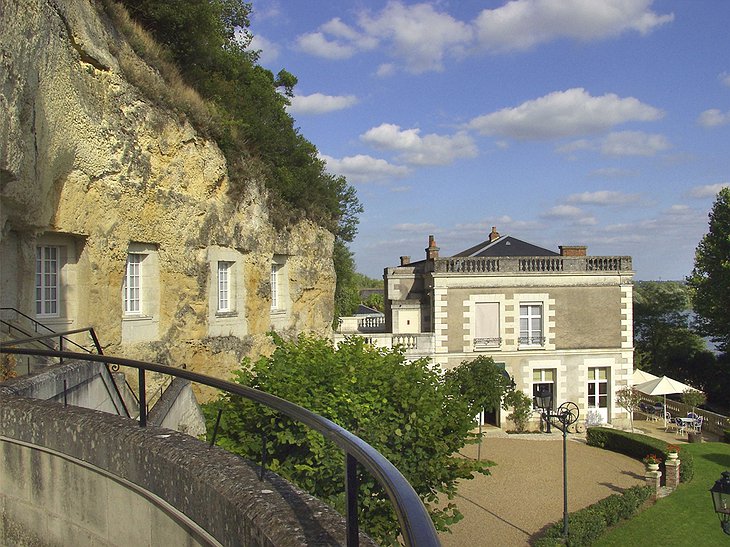 Les Hautes Roches - Luxury Cave Hotel In “The Garden Of France”